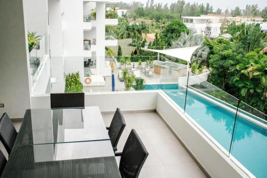 Sansuri Resort Сурин-Бич Экстерьер фото